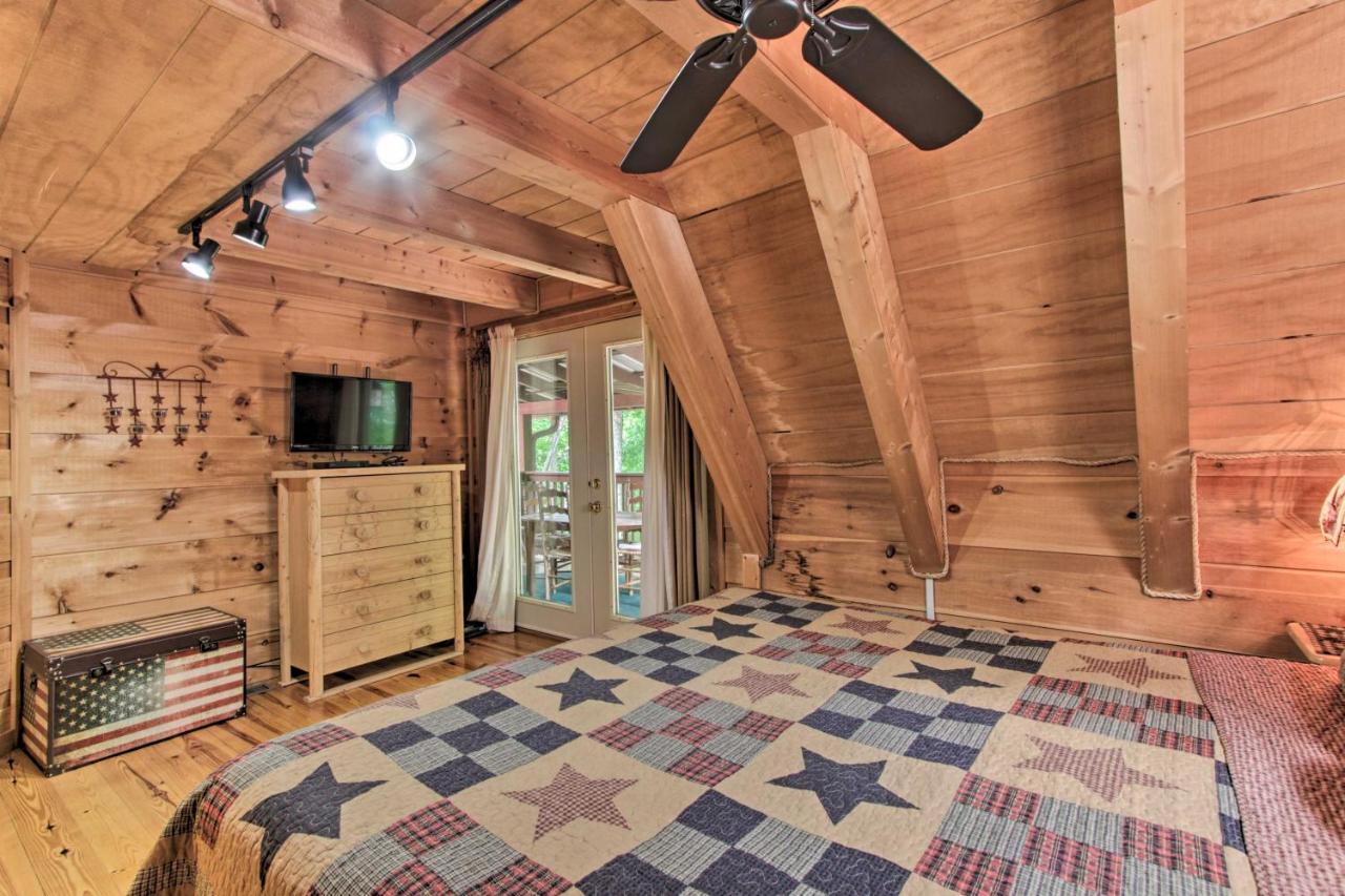 Willa A-Frame Cabin With Hot Tub Less Than 1 Mi To Ober Gatlinburg Zewnętrze zdjęcie