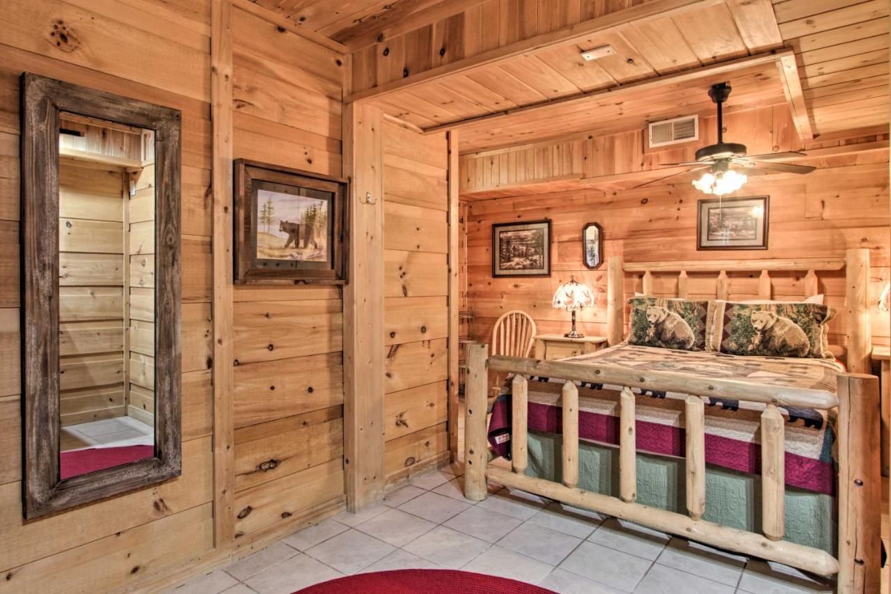 Willa A-Frame Cabin With Hot Tub Less Than 1 Mi To Ober Gatlinburg Zewnętrze zdjęcie